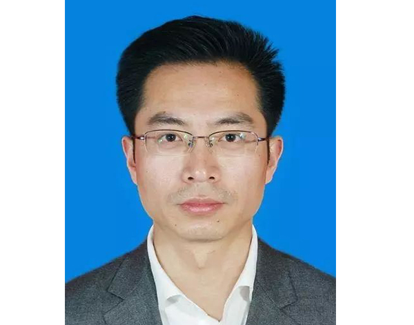 张秀峰律师